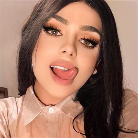 laradiabla|(@laradiabla0) • Instagram photos and videos.